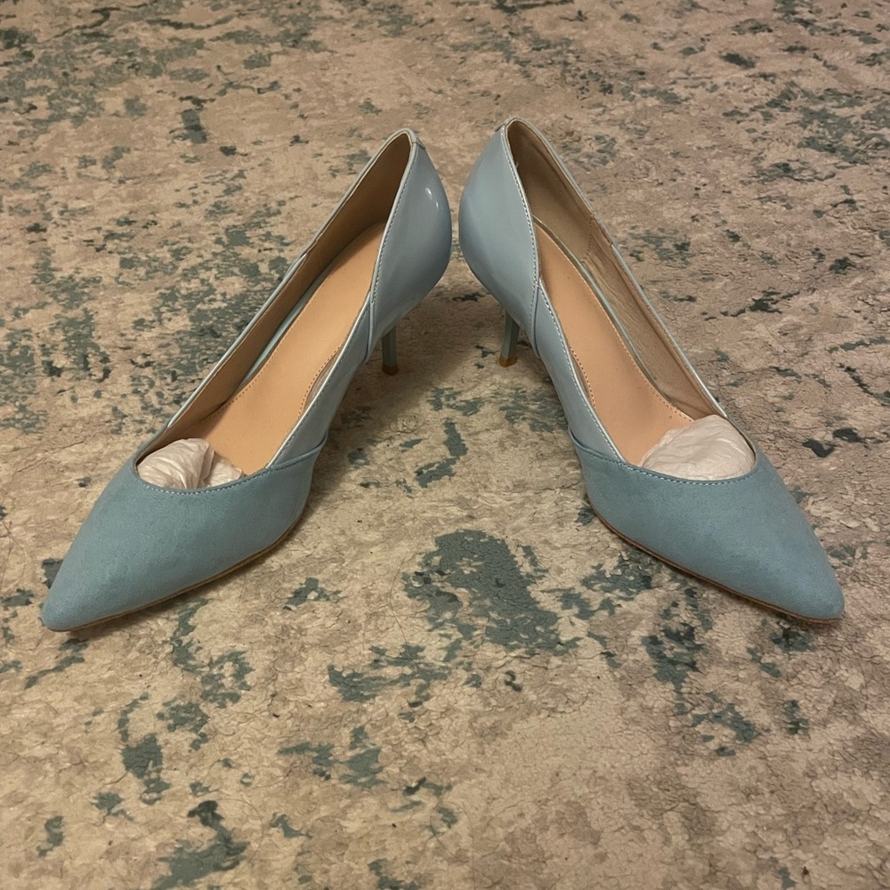 (5/$10) Blue Suede Patent Leather Court Heels - CN 40